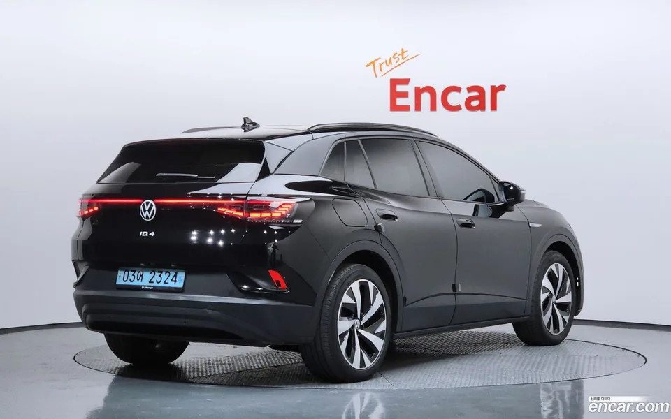 Volkswagen ID.4 2023 — миниатюра 2