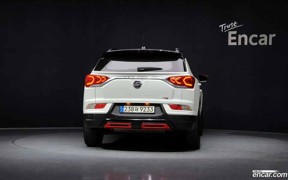 KG Mobility Korando 1.5 2WD R- 2022 — миниатюра 4