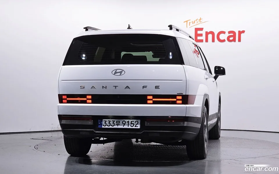 Hyundai Santa Fe HEV 1.6 4WD 2023 — миниатюра 4