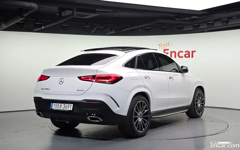 Mercedes-Benz GLE-Class GLE400d 4MATIC 2022 — миниатюра 2