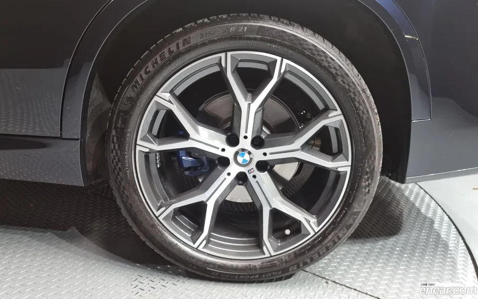 BMW X5 xDrive 30d M 2022 — миниатюра 5