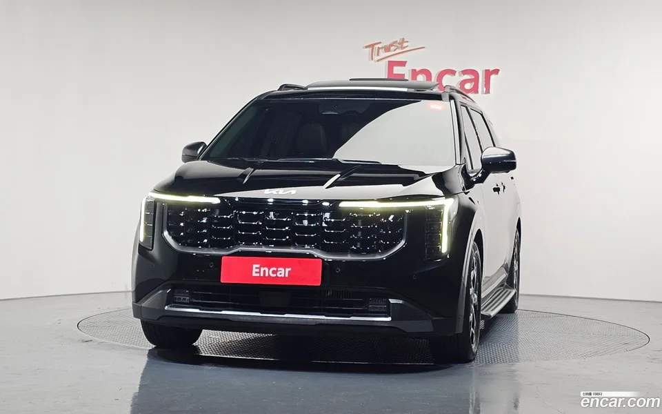 Kia Carnival 7 2023 — миниатюра 3