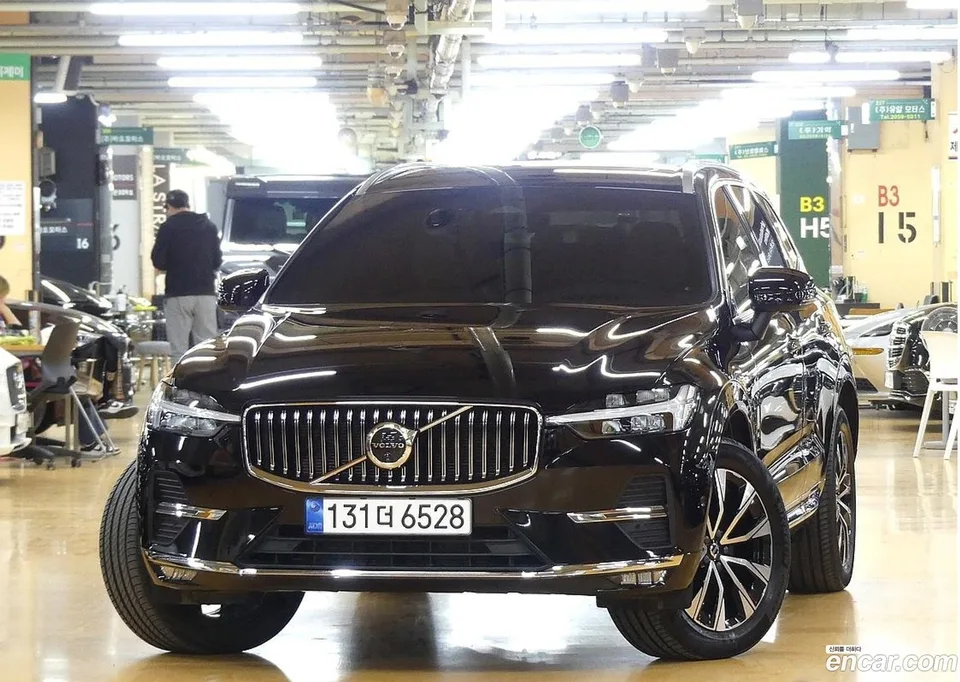 Volvo XC60 B5 2024 — миниатюра 3