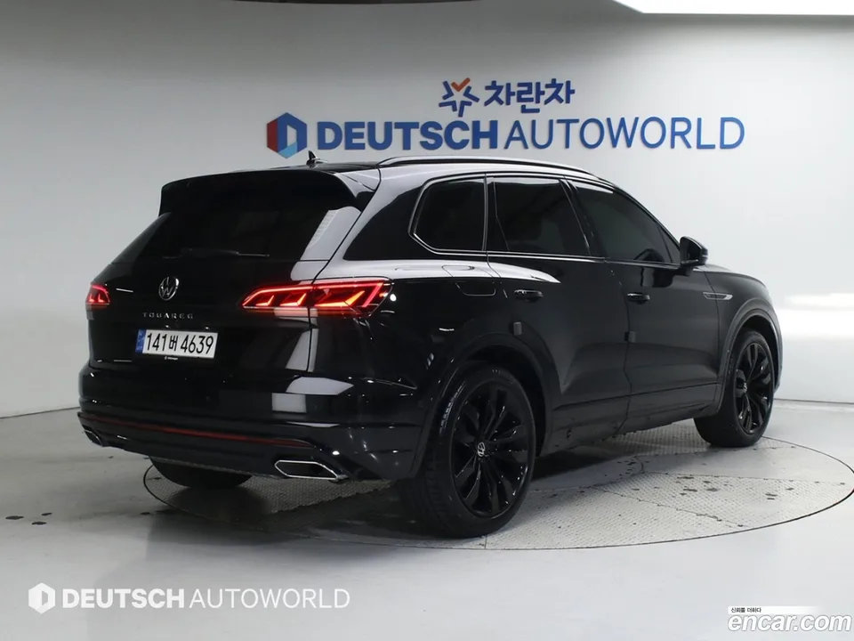 Volkswagen Touareg 3.0 TDI R-Line 2023 — миниатюра 2