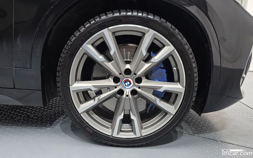 BMW X2 xDrive M35i 2022 — миниатюра 5