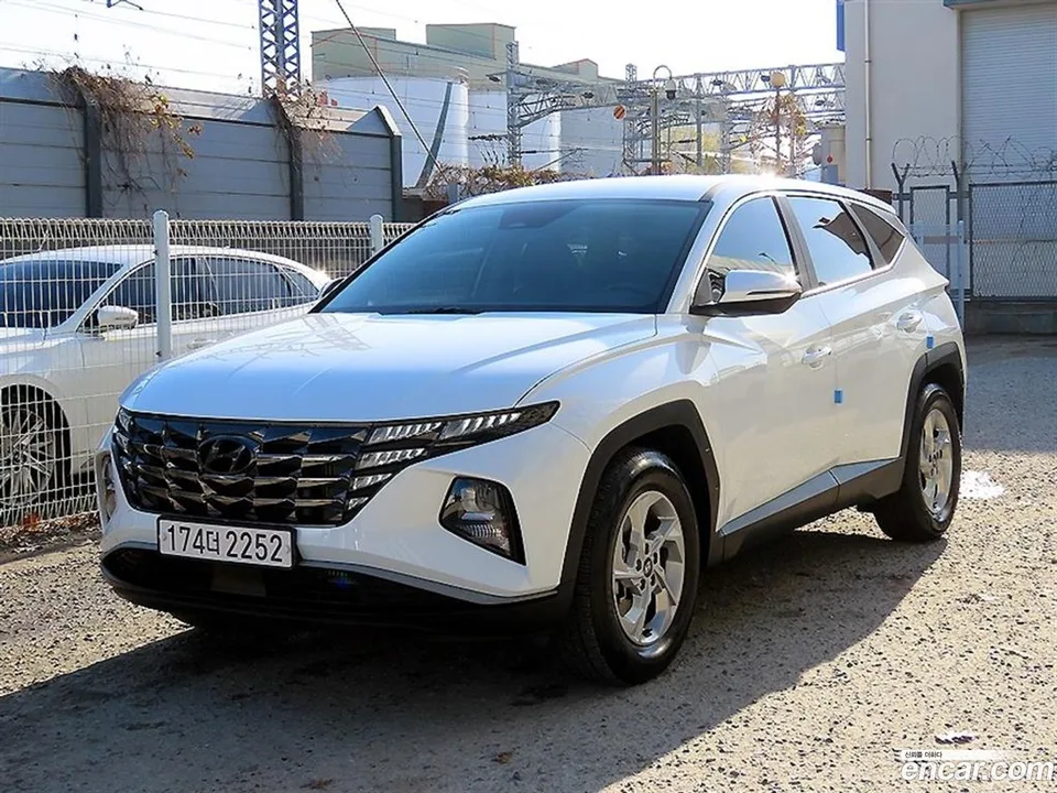 Hyundai Tucson 1.6 2WD 2022 — миниатюра 2