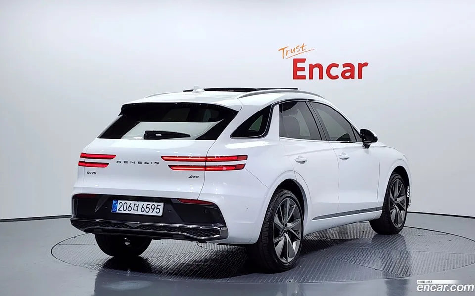 Genesis GV70 2.5T AWD 2025 — миниатюра 2