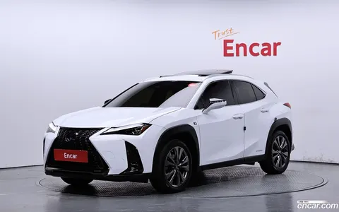 Lexus UX 250h 2022 buy in Moscow
