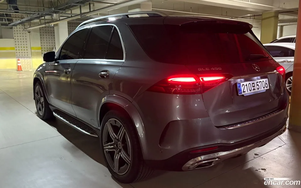 Mercedes-Benz GLE-Class GLE450 4MATIC 2023 — миниатюра 2