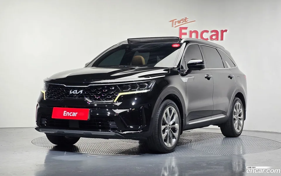 Kia Sorento 2.5T 2WD 2022 — фото 1, купить с доставкой в Москву