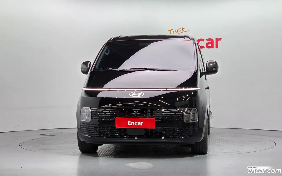 Hyundai Staria 9 2025 — миниатюра 3