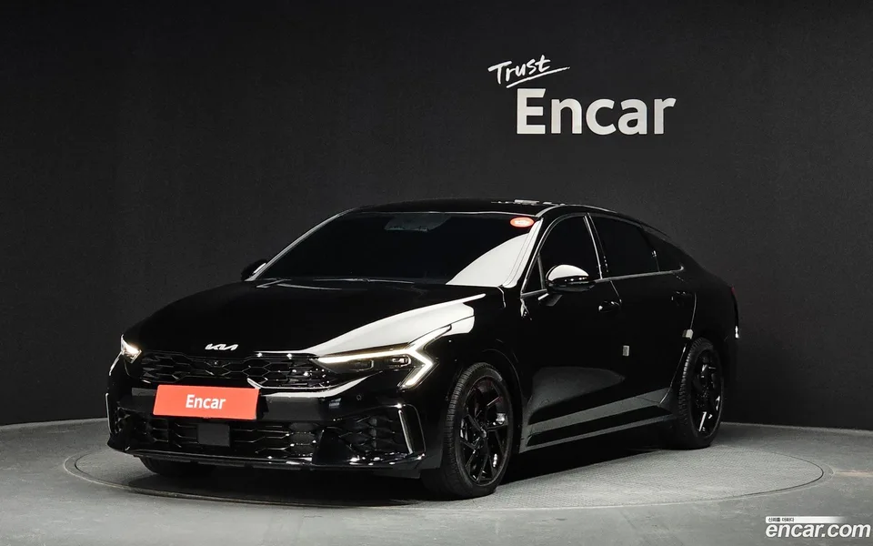 Kia K5 Hybrid 2024 — фото 1, купить с доставкой в Москву