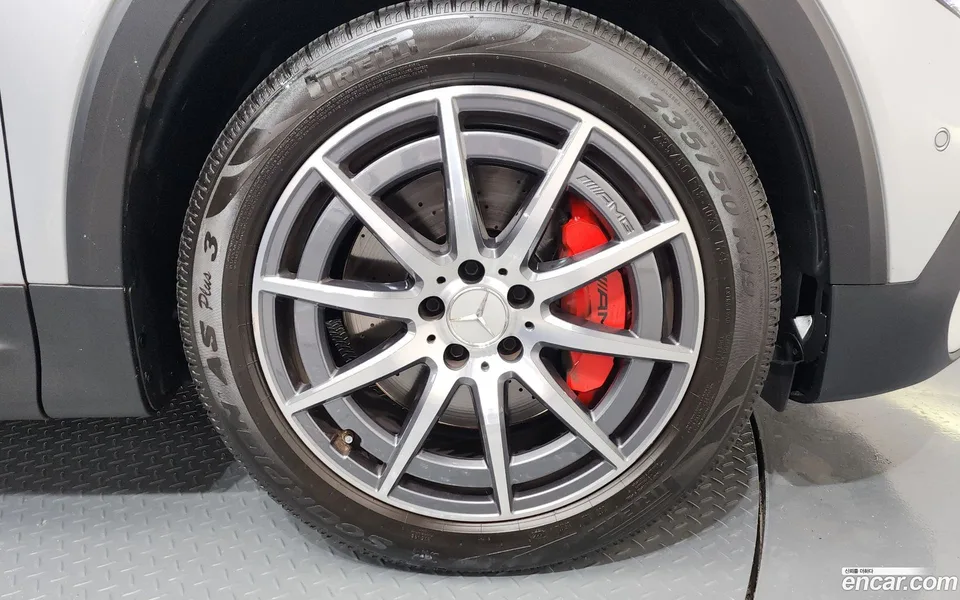 Mercedes-Benz GLB-Class AMG GLB35 4MATIC 2022 — миниатюра 5