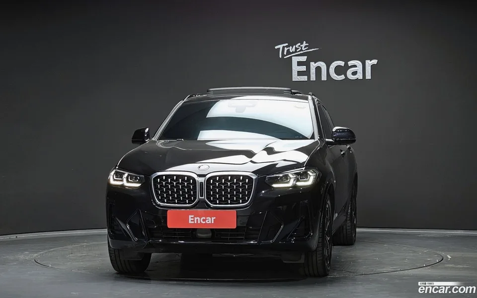 BMW X4 xDrive20i M 2022 — миниатюра 3