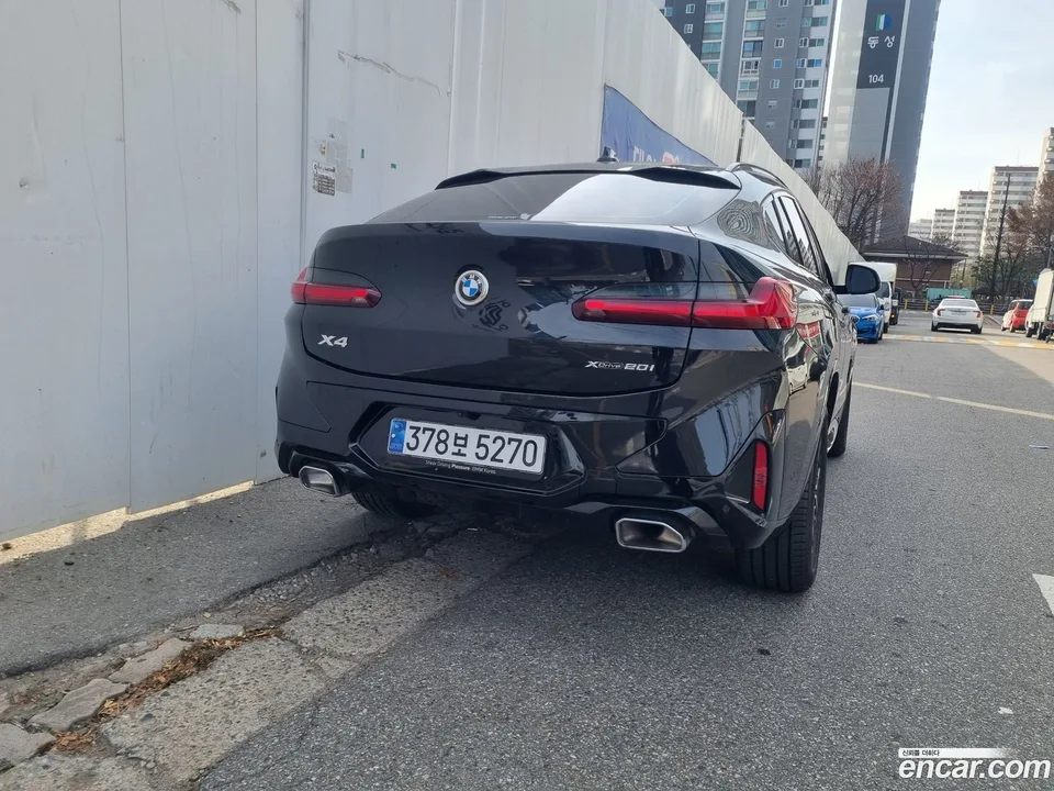 BMW X4 xDrive20i M 2024 — миниатюра 2