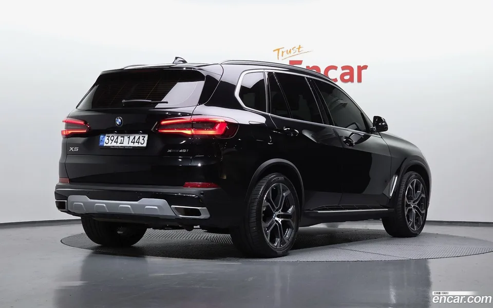 BMW X5 xDrive 40i xLine 2022 — миниатюра 2