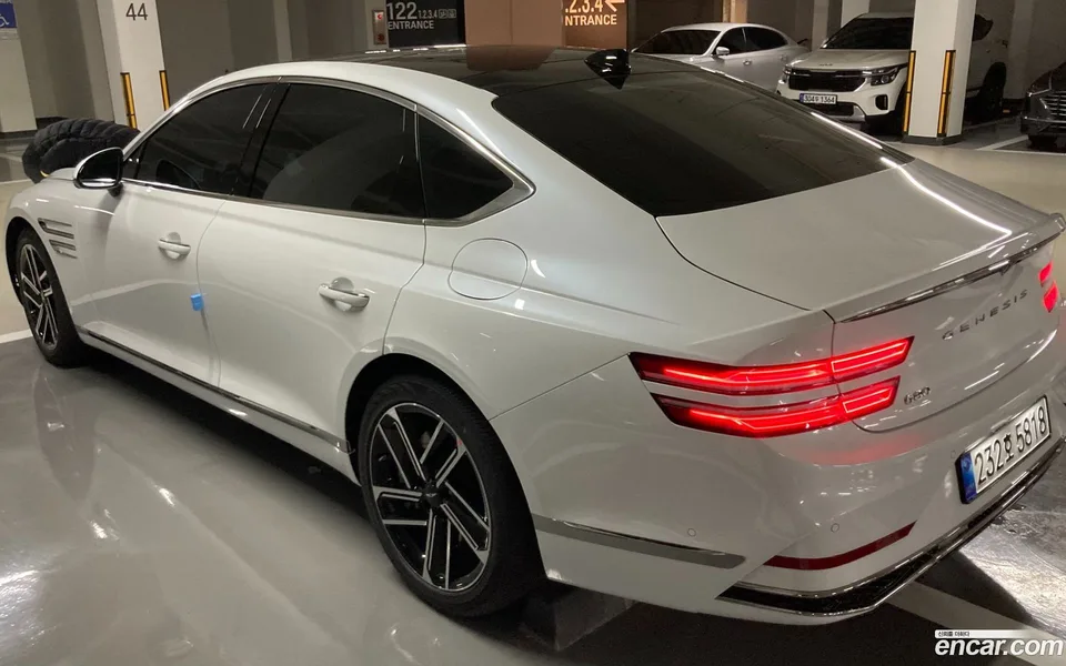Genesis G80 2.5 2WD 2025 — миниатюра 4
