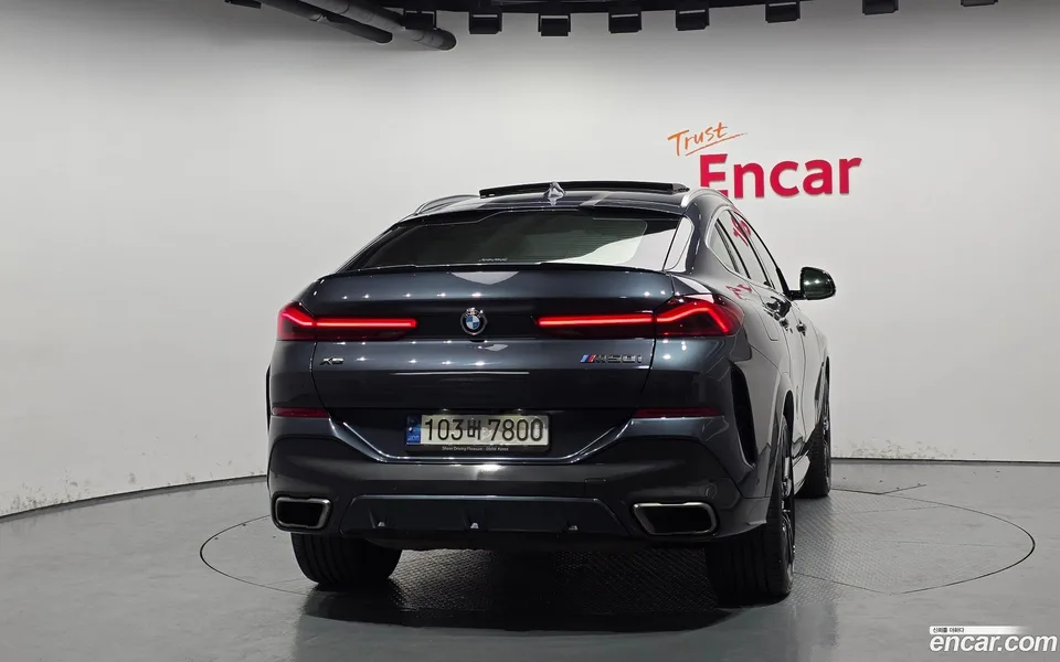 BMW X6 M50i 2022 — миниатюра 4