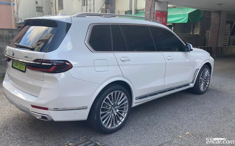BMW X7 xDrive 40i 6 2025 — миниатюра 5