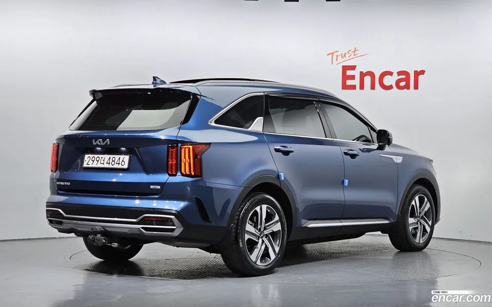 Kia Sorento HEV 1.6 4WD 2022 — миниатюра 2