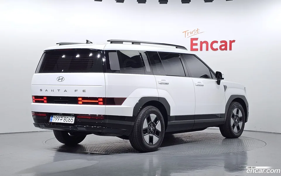 Hyundai SantaFe HEV 1.6 2WD 2023 — миниатюра 2