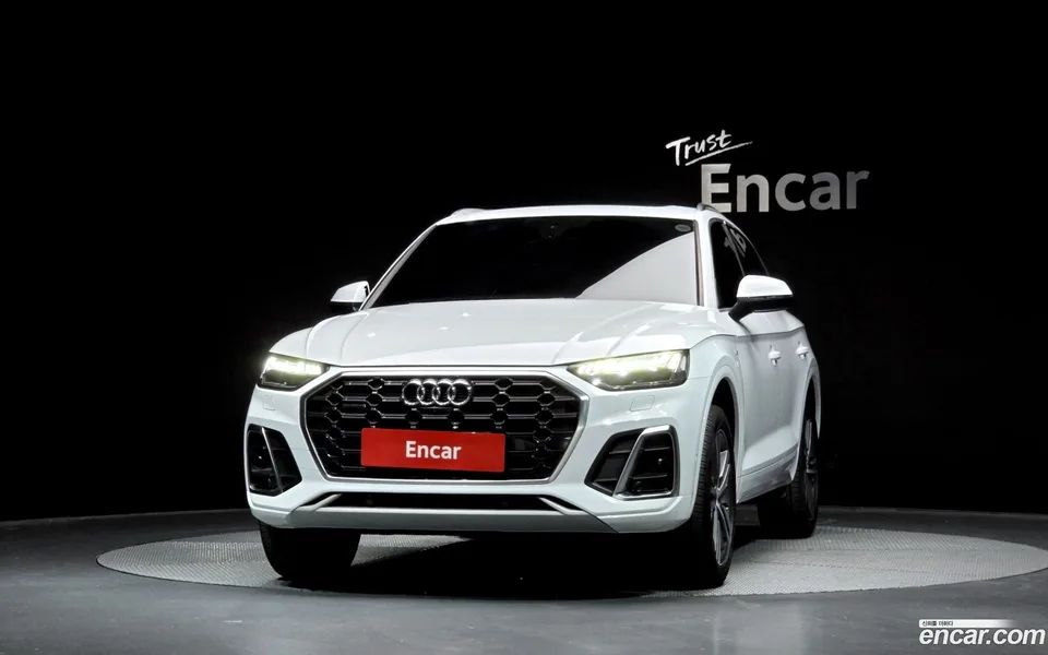 Audi Q5 45 TFSI 2023 — миниатюра 3