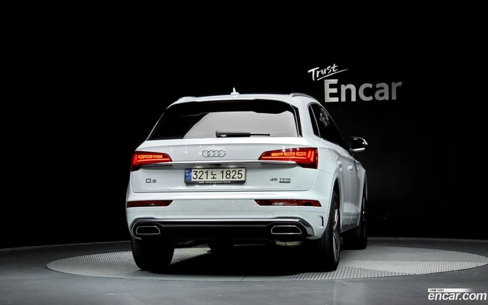 Audi Q5 45 TFSI 2023 — миниатюра 4