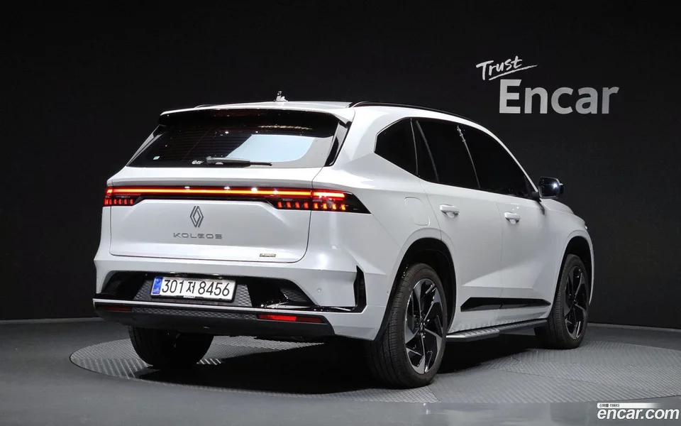 Renault Samsung Grand Koleos 1.5 E-TECH 2WD 2025 — миниатюра 2
