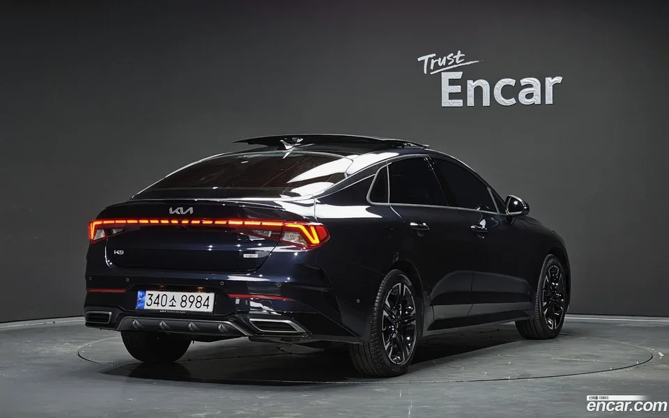 Kia K5 Hybrid 2022 — миниатюра 2