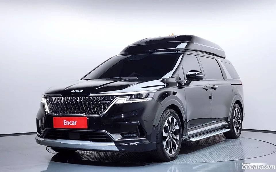 Kia Carnival 7 2022 — фото 1, купить с доставкой в Москву