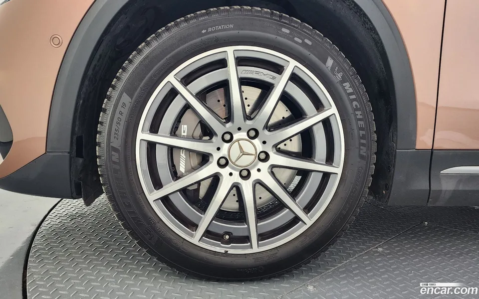 Mercedes-Benz GLA-Class GLA45 AMG 4MATIC+ 2022 — миниатюра 5