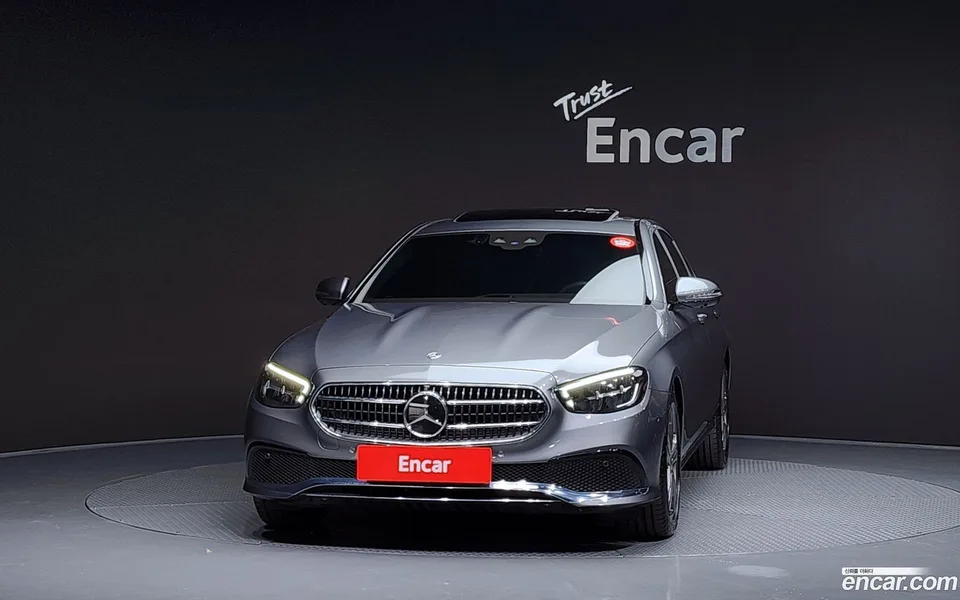 Mercedes-Benz E-Class E250 2022 — миниатюра 3