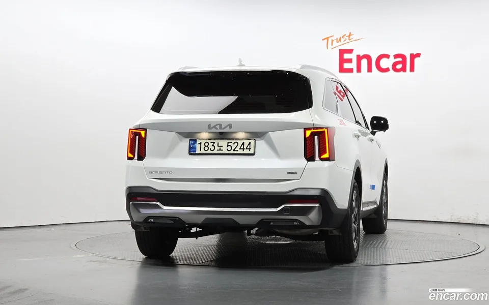 Kia Sorento HEV 1.6 2WD 2023 — миниатюра 4