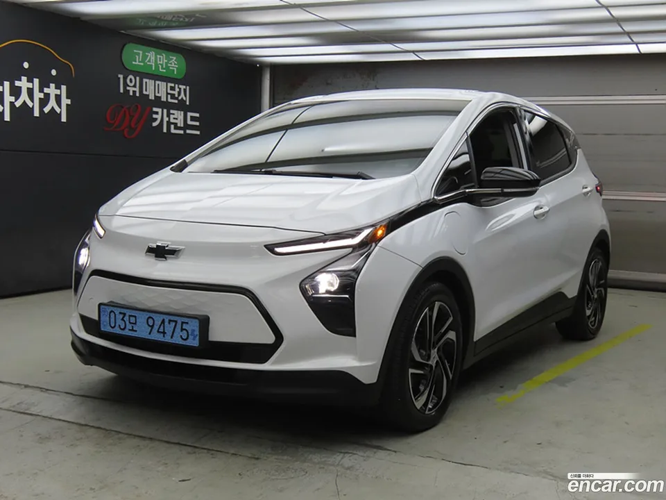 Chevrolet Bolt EV EV 2022 — фото 1, купить с доставкой в Москву