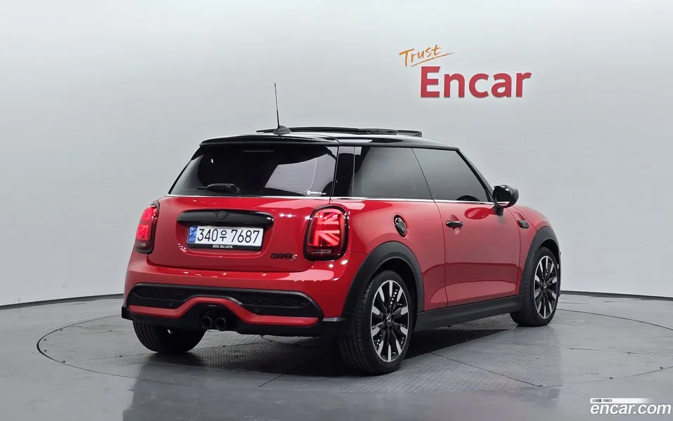 MINI Cooper S 2022 — миниатюра 2