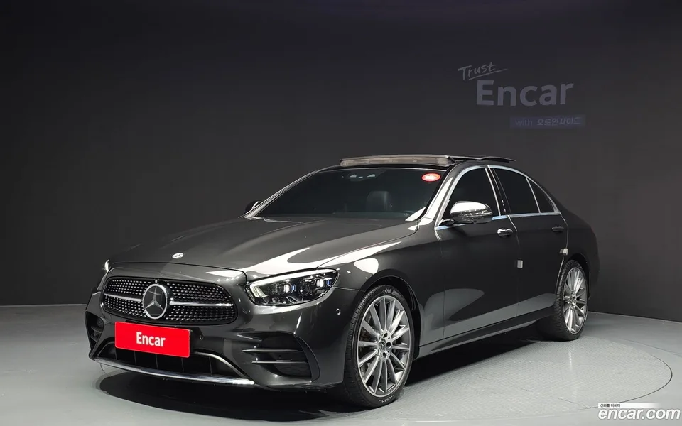 Mercedes-Benz E-Class E350 4MATIC AMG Line 2022 — фото 1, купить с доставкой в Москву