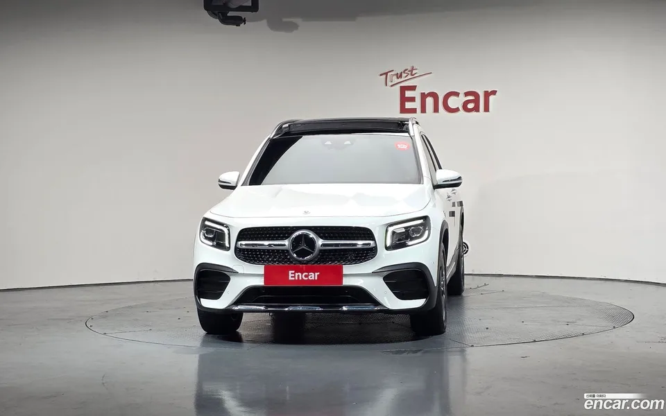Mercedes-Benz GLB-Class GLB250 4MATIC 2022 — миниатюра 3