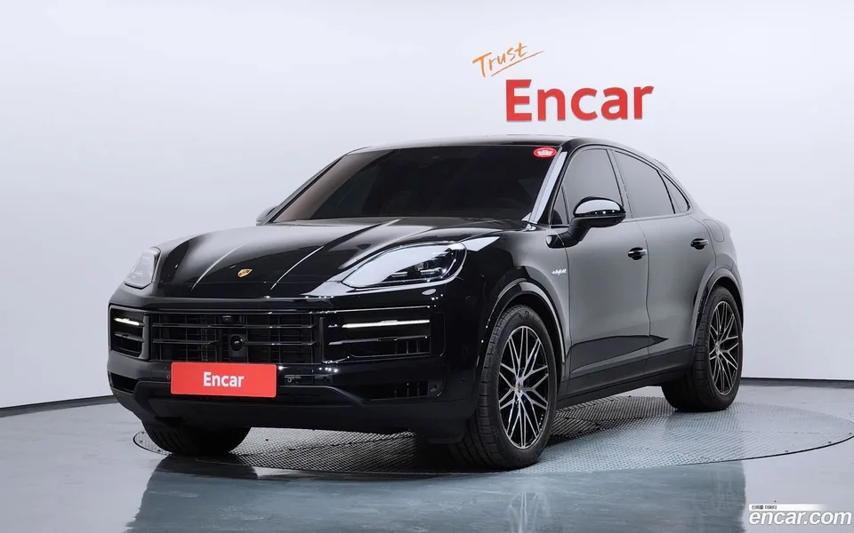 Porsche Cayenne 3.0 E- 2025 — фото 1, купить с доставкой в Москву