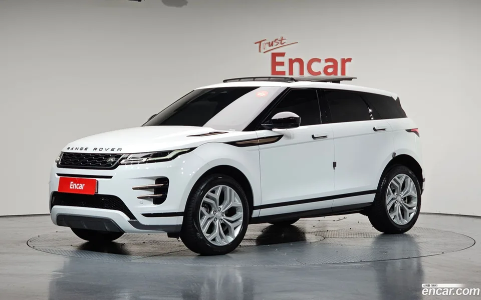 Land Rover Range Rover Evoque P250 R- SE 2022 — фото 1, купить с доставкой в Москву