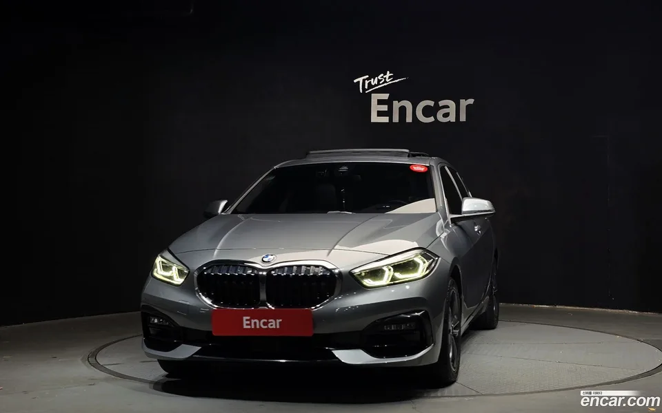 BMW 1 Series 120i 2023 — миниатюра 3