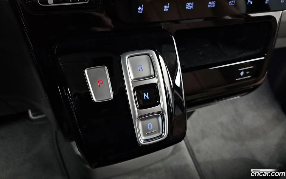 Hyundai Staria 4WD 9 2023 — миниатюра 5