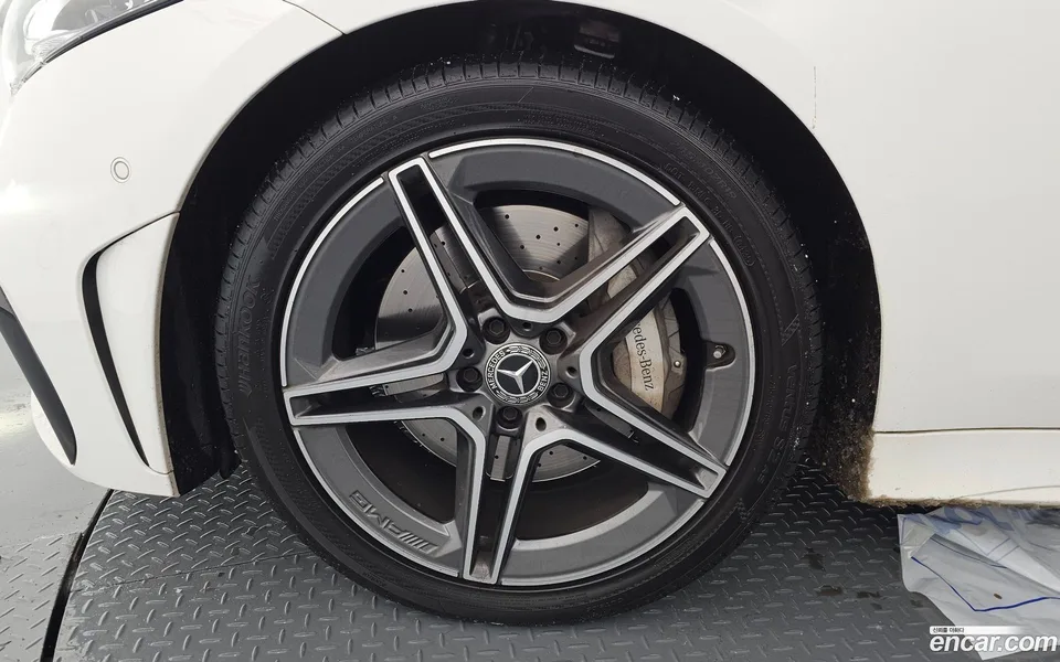 Mercedes-Benz CLS-Class CLS300d 4MATIC 2022 — миниатюра 5