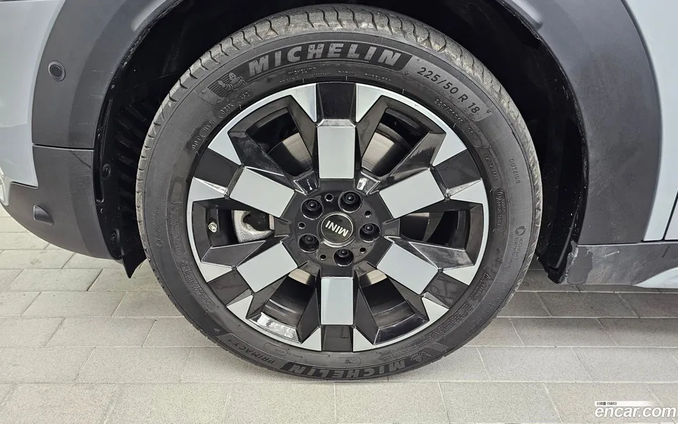 MINI Cooper S Countryman ALL4 2023 — миниатюра 5