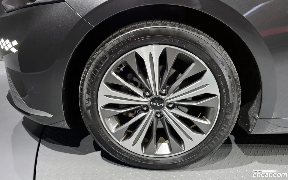 Kia K8 Hybrid 2022 — миниатюра 5