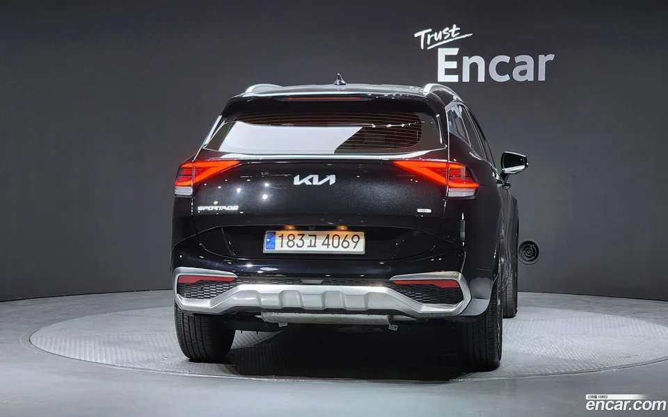 Kia Sportage Hybrid 2WD 2022 — миниатюра 4
