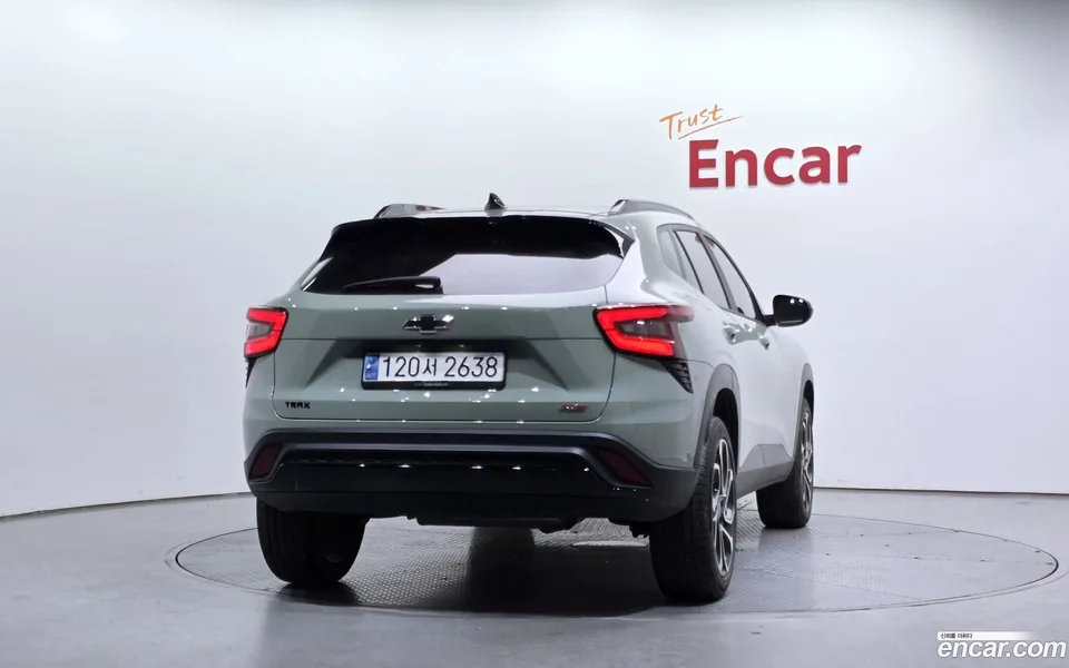 Chevrolet Trax Crossover 1.2 RS 2023 — миниатюра 4