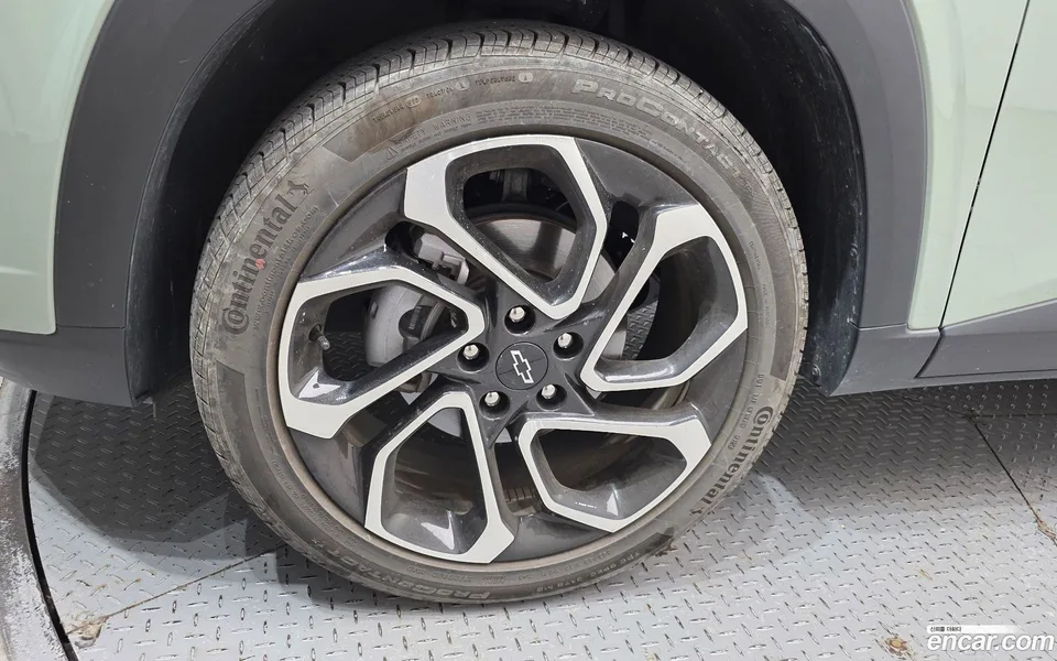 Chevrolet Trax Crossover 1.2 RS 2023 — миниатюра 5