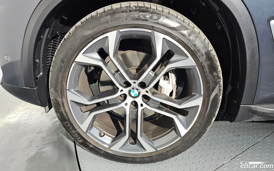 BMW X5 xDrive 30d xLine 2022 — миниатюра 5