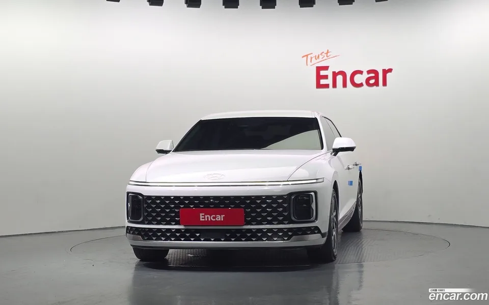 Hyundai Grandeur Hybrid 2023 — миниатюра 3