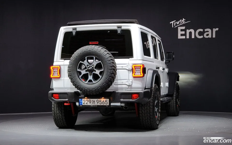 Jeep Wrangler 2.0 4 2022 — миниатюра 4
